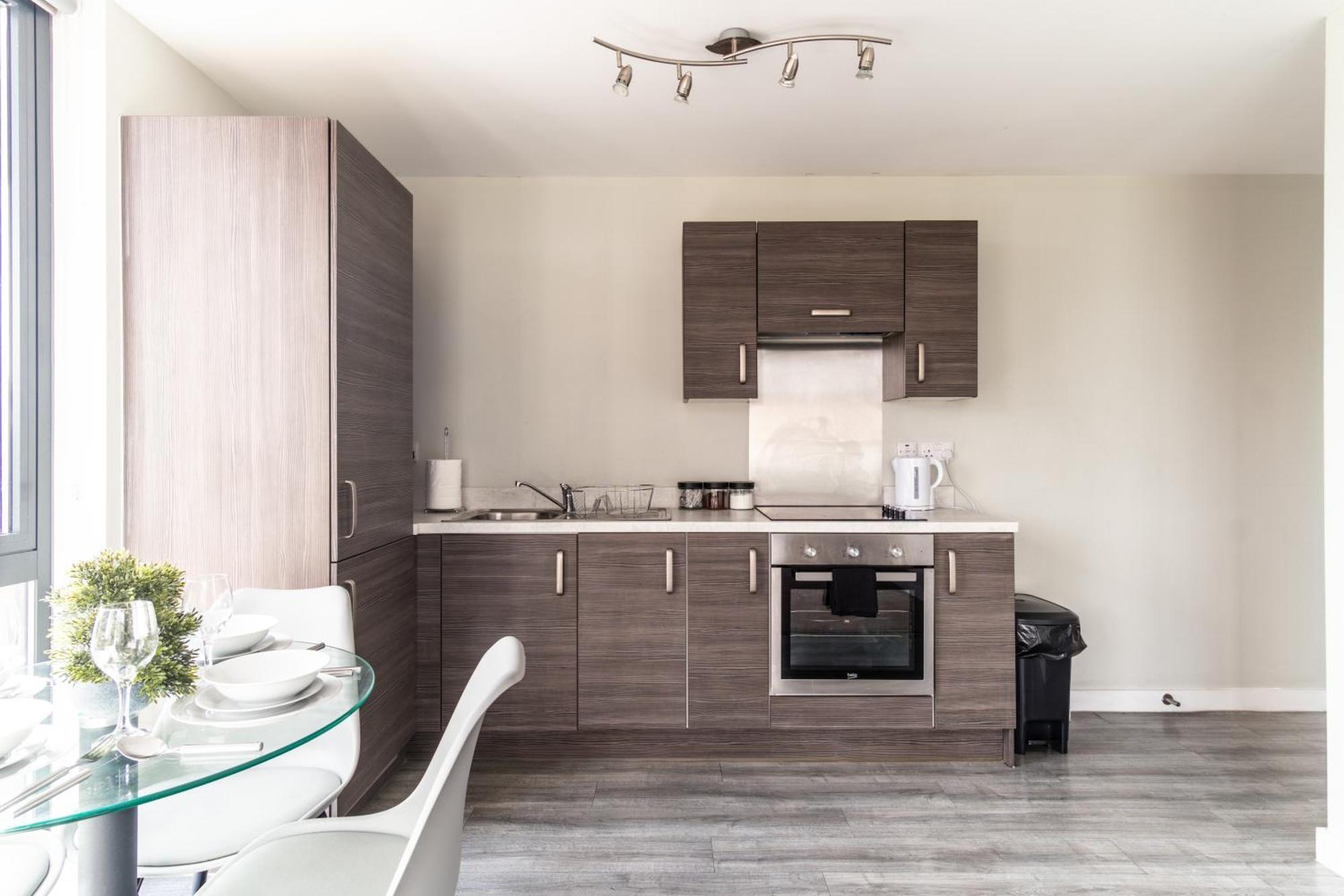 Prime Location 1 Bed Penthouse Apartment Манчестер Экстерьер фото